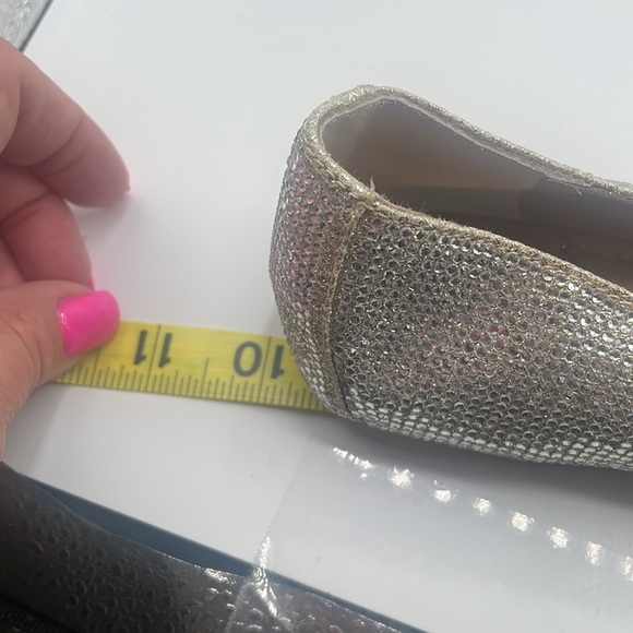 INC International Concepts Women's Shimmering silver rhinestones, flats, Sz: 7 - Picture 6 of 7